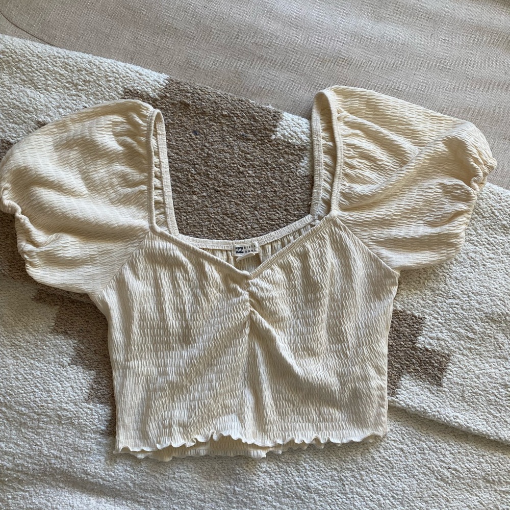 Billabong puff shoulder crop top